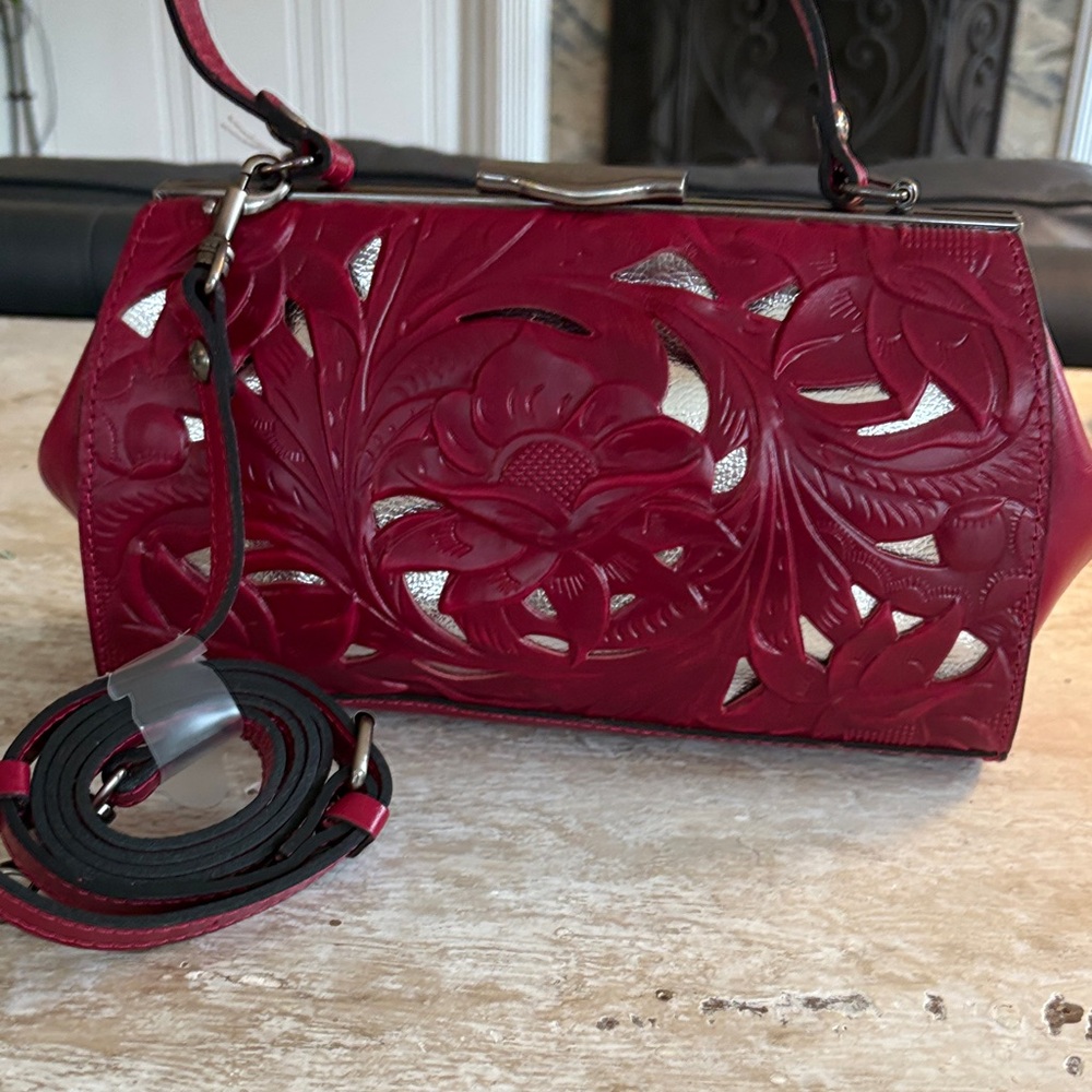 BIG SALE.   Elegant Red Floral Cutout Handbag